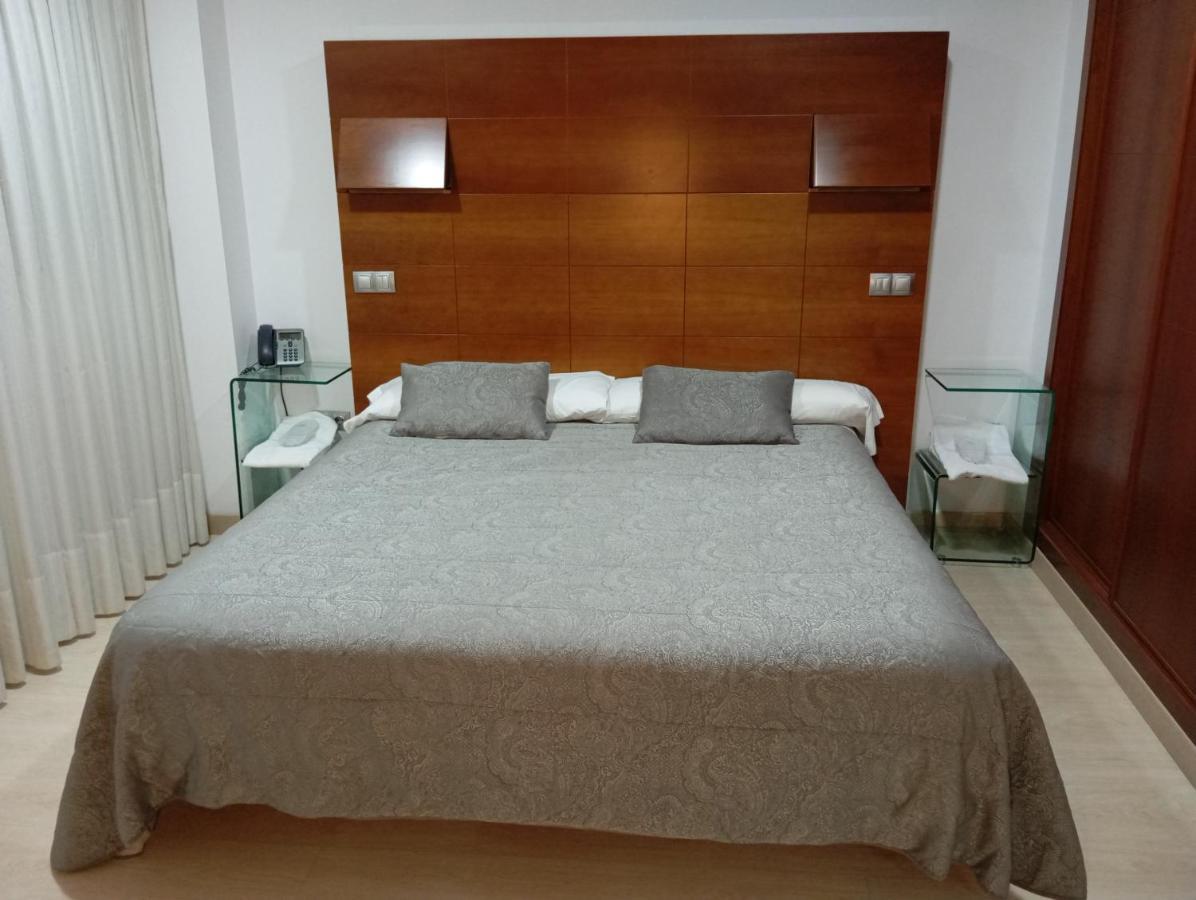 Nap Oviedo Ξενοδοχείο Εξωτερικό φωτογραφία